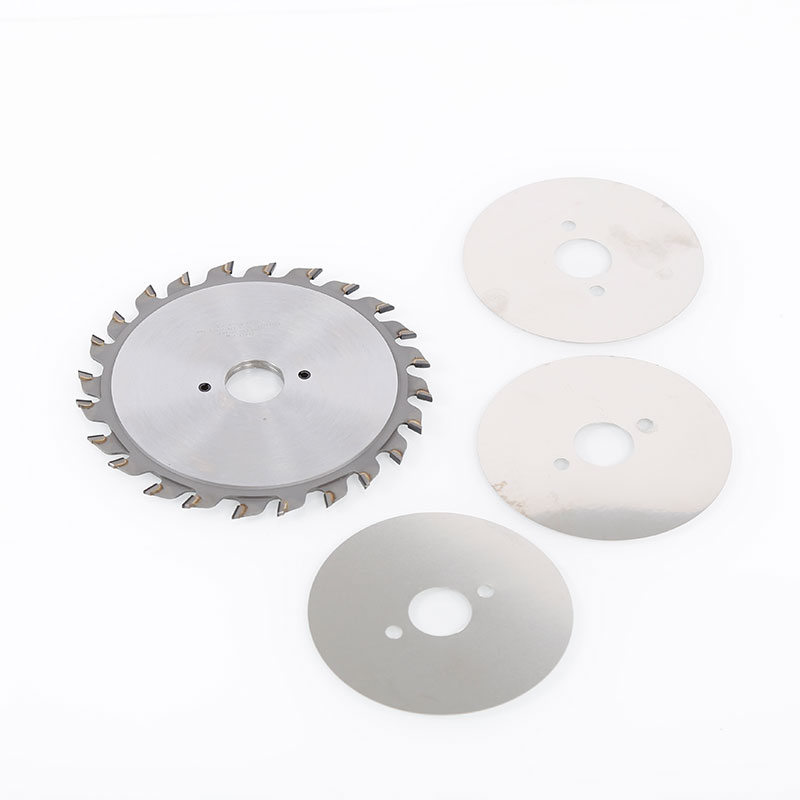 Adjustable Scoring Saw Blades